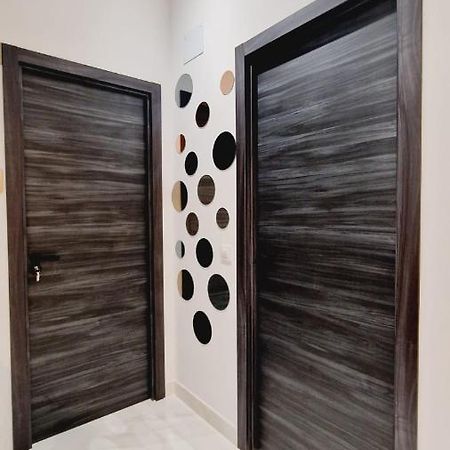 La Promesa Appartement Madrid Buitenkant foto