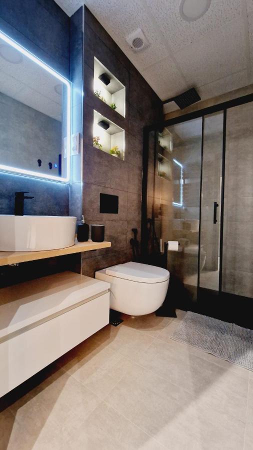 La Promesa Appartement Madrid Buitenkant foto