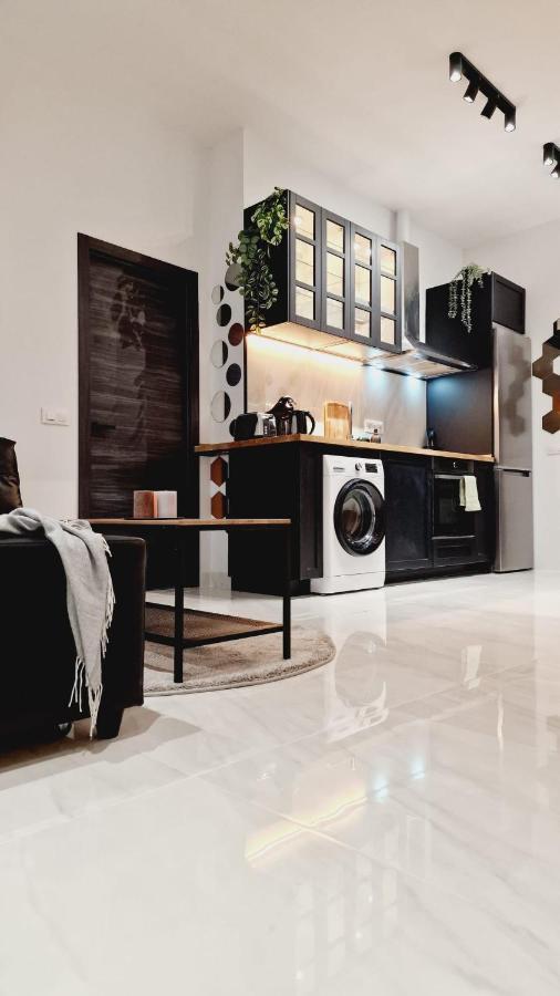 La Promesa Appartement Madrid Buitenkant foto
